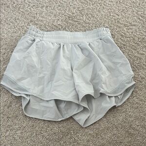 Lululemon Athletica Women's Athletic Shorts in Light Gray